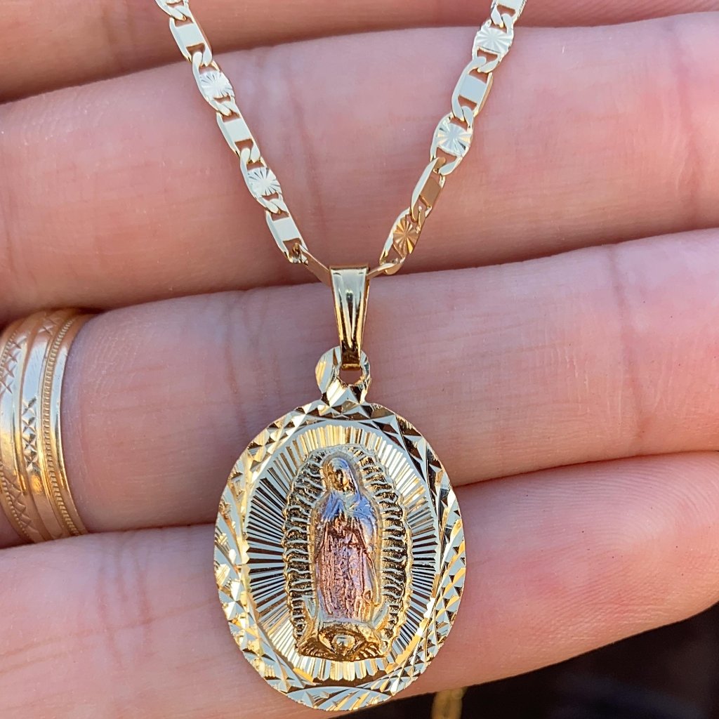 Brand New Virgen Guadalupe Rose Necklace 20